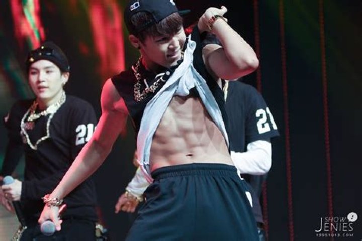 Abs Bts / 21 Times BTS Revealed Their Abs / Jane plays mysterious nurse