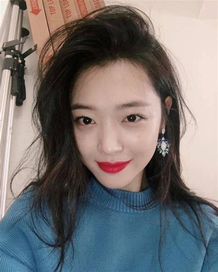 Sulli To Appear In First TV Series In 6 Years, Here's What We Know So Far
